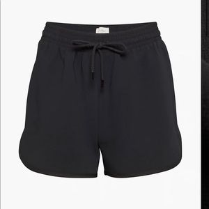 Aritzia Wilfred Thesis Shorts
